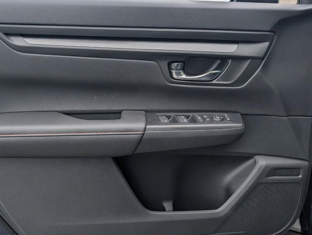 new 2026 Honda CR-V Hybrid car, priced at $40,705