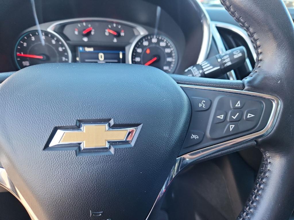 used 2020 Chevrolet Equinox car, priced at $17,900