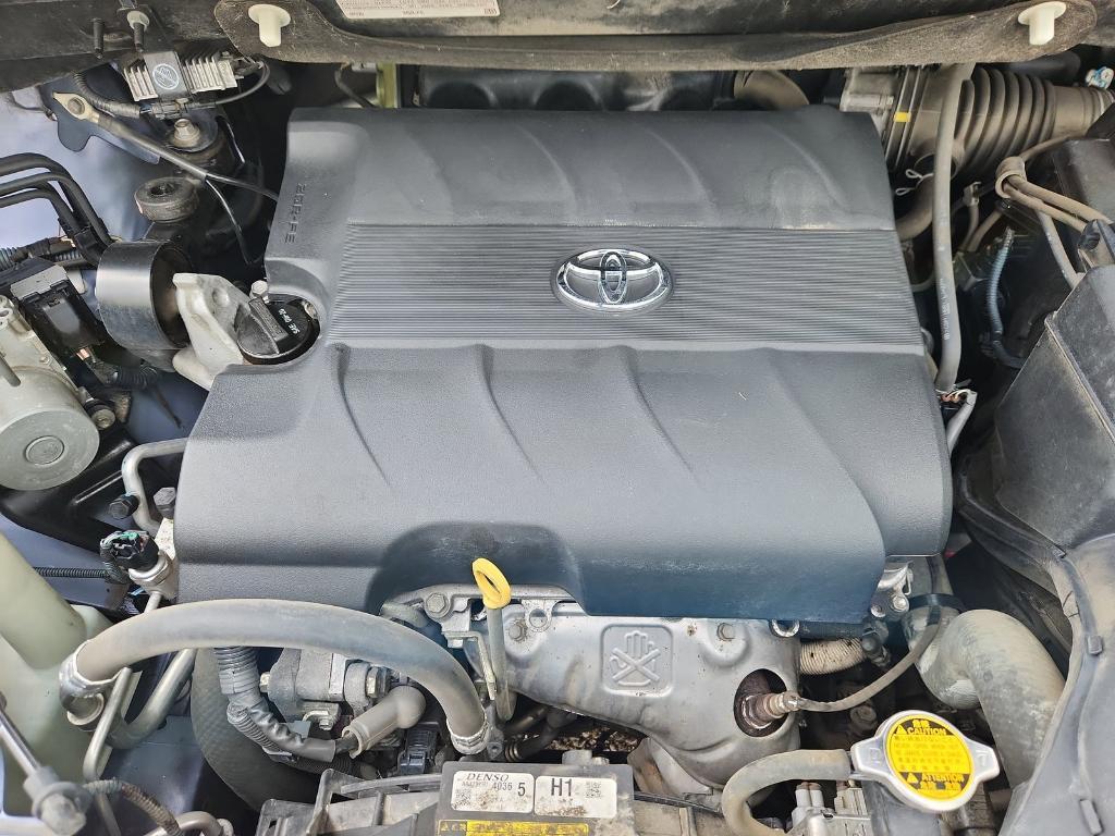 used 2015 Toyota Sienna car, priced at $11,500