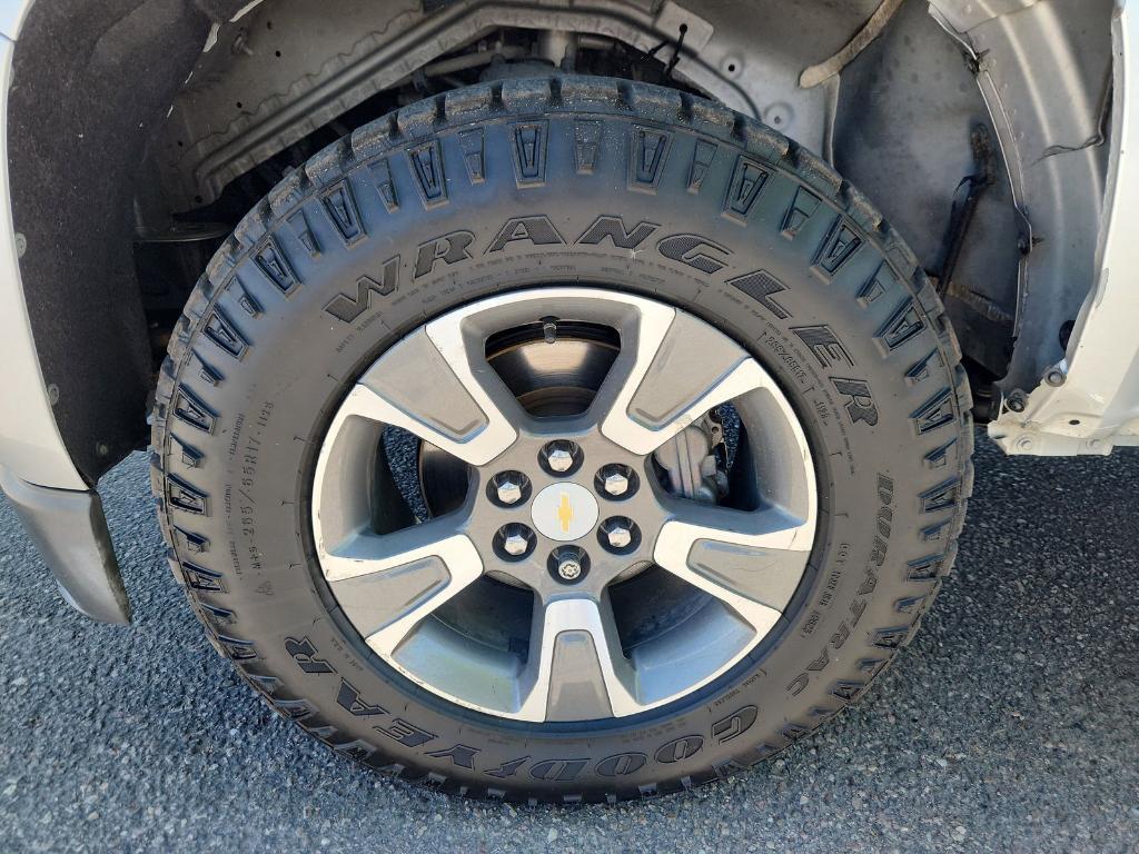 used 2015 Chevrolet Colorado car, priced at $17,900