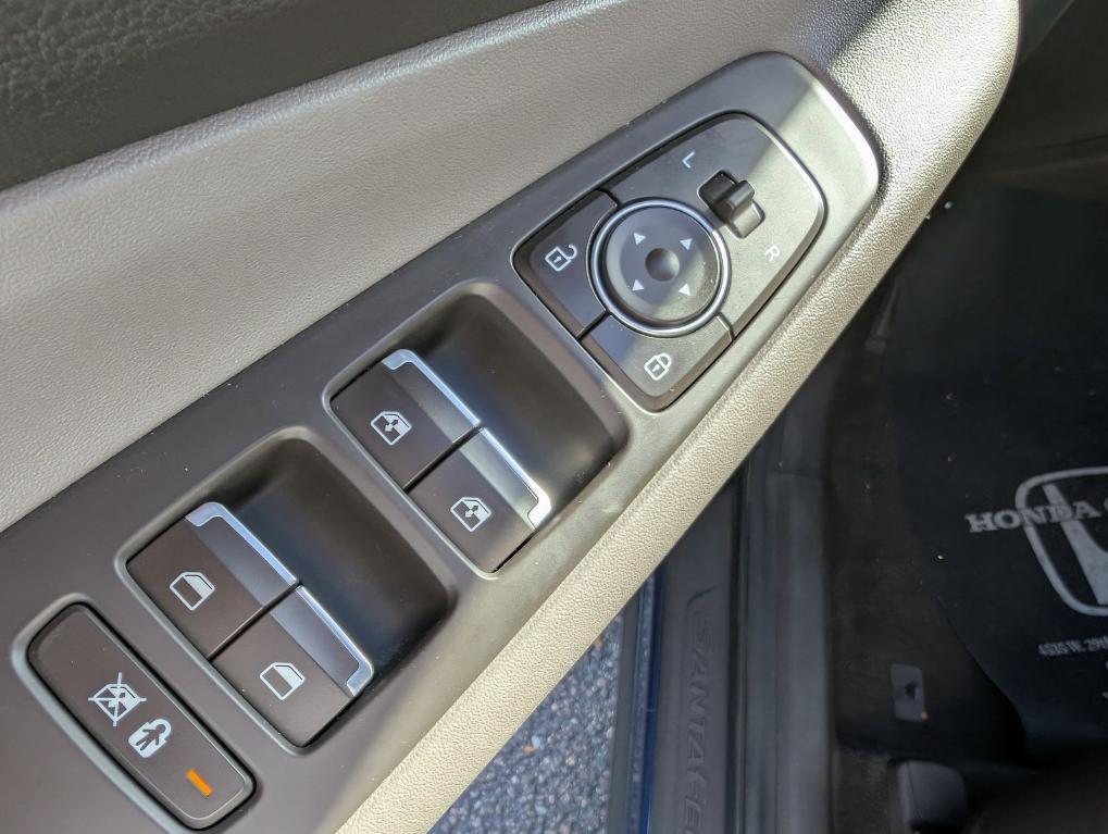 used 2020 Hyundai Santa Fe car, priced at $12,800