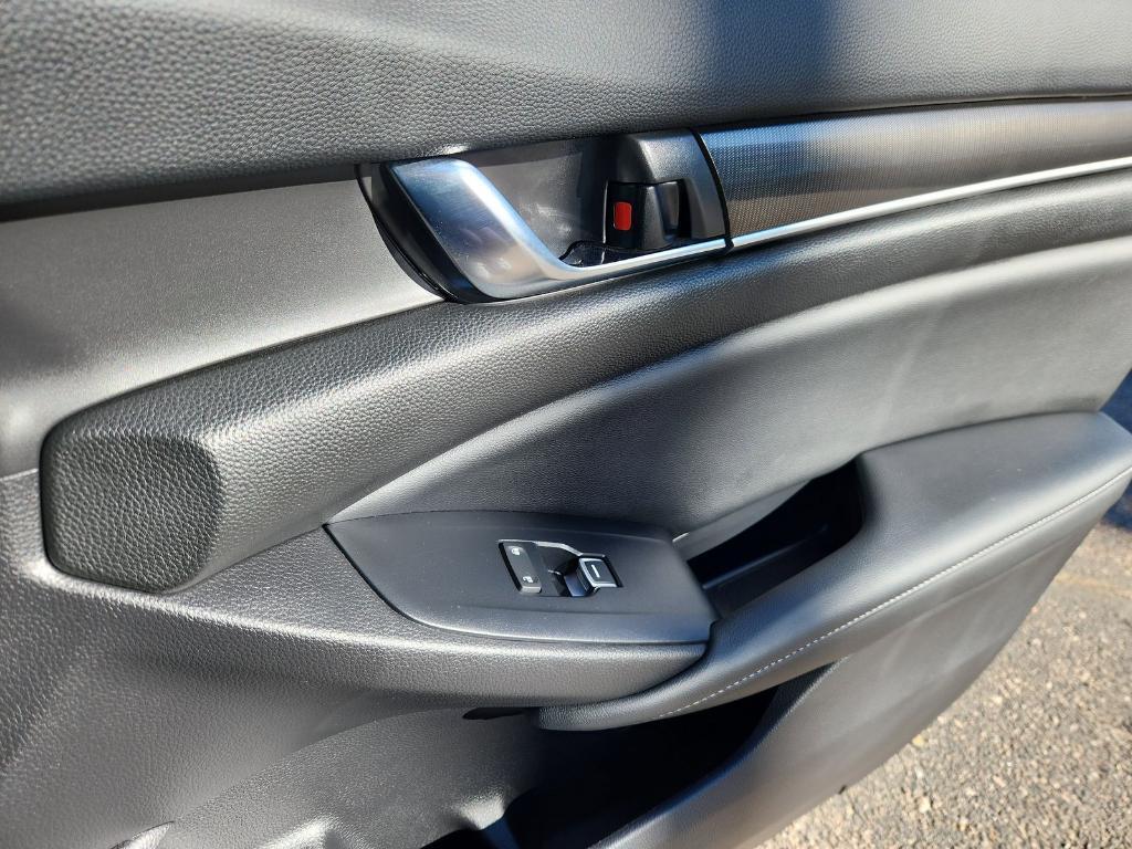 used 2022 Honda Accord Hybrid car, priced at $21,900