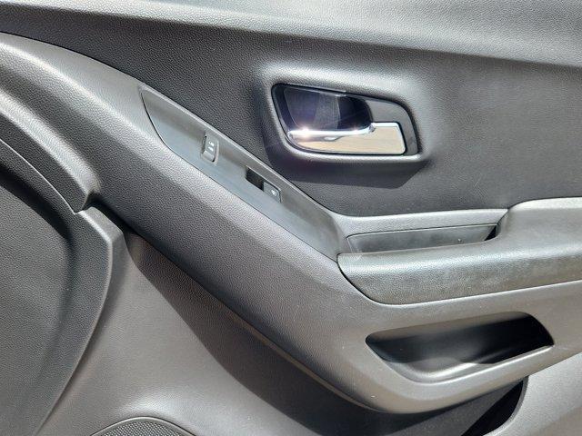 used 2021 Chevrolet Trax car, priced at $14,800