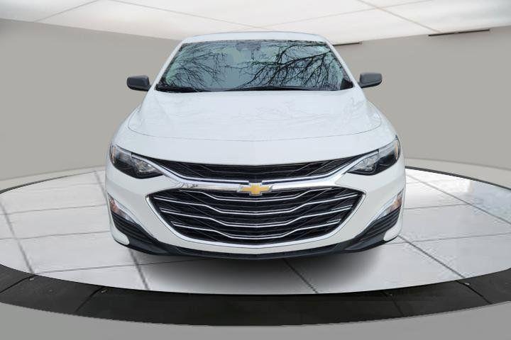 used 2024 Chevrolet Malibu car, priced at $16,900