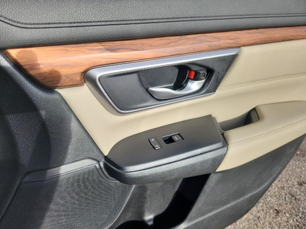 used 2022 Honda CR-V car, priced at $32,900