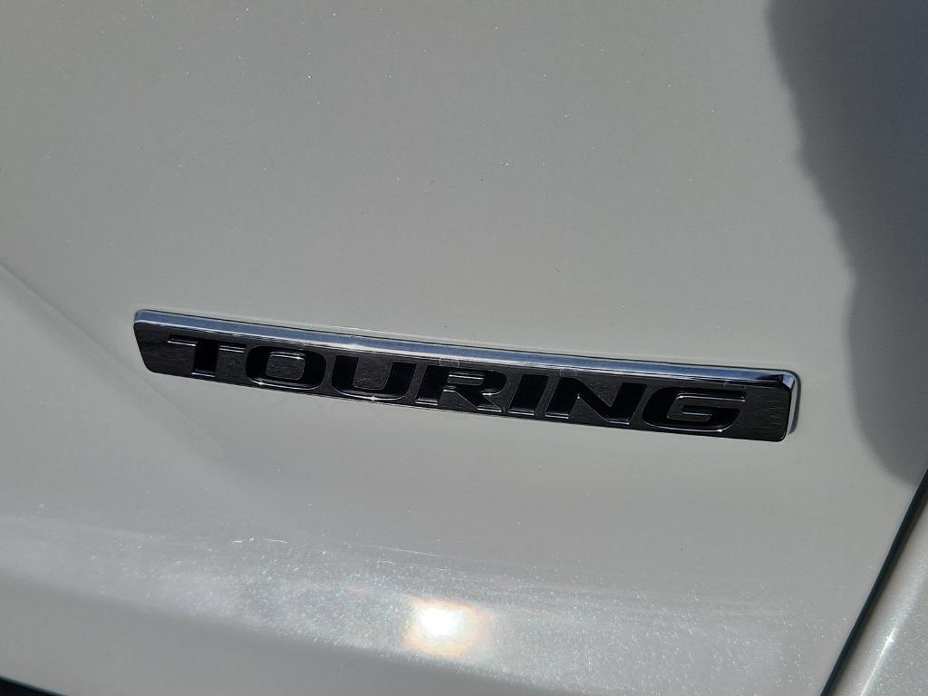 used 2022 Honda CR-V car, priced at $32,900