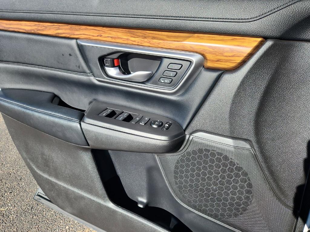 used 2019 Honda CR-V car, priced at $26,900