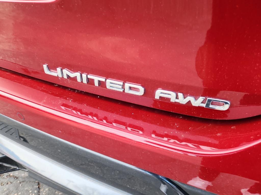 used 2021 Toyota Highlander car, priced at $30,900