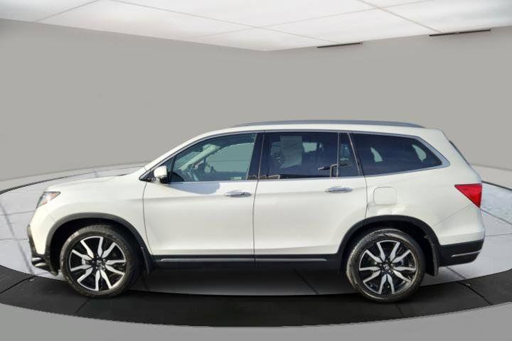 used 2021 Honda Pilot car, priced at $25,900