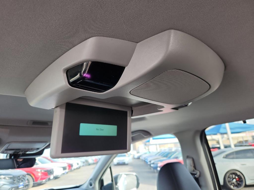 used 2021 Honda Pilot car, priced at $25,900