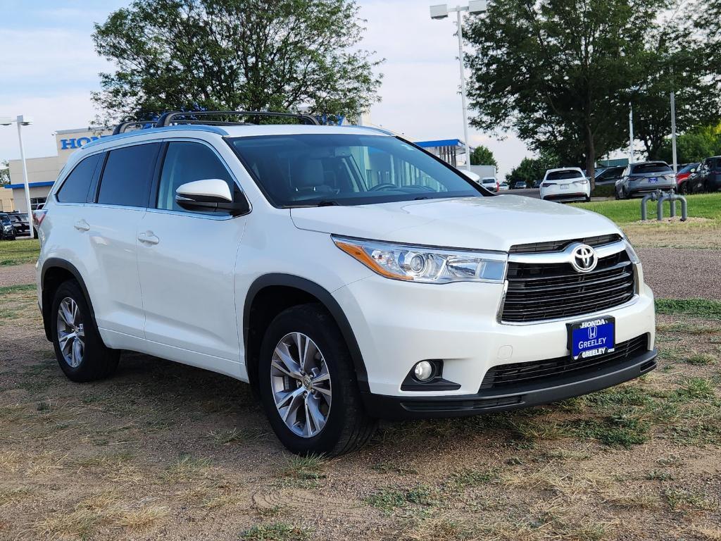 used 2015 Toyota Highlander car, priced at $16,950