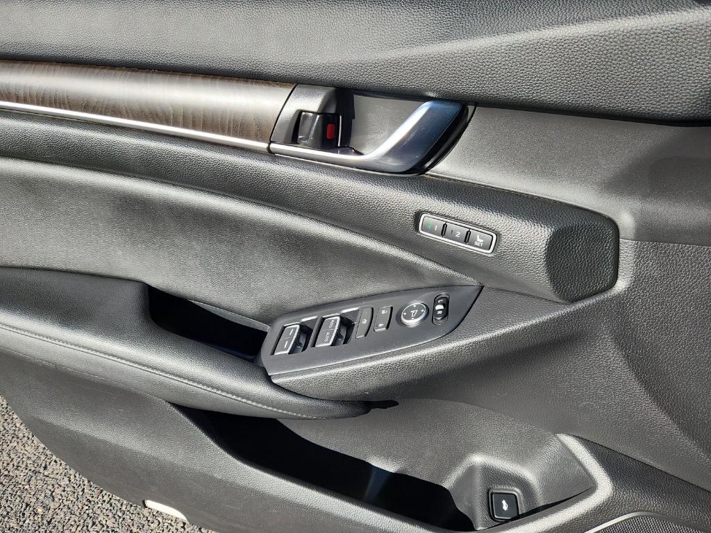 used 2019 Honda Accord Hybrid car, priced at $20,900