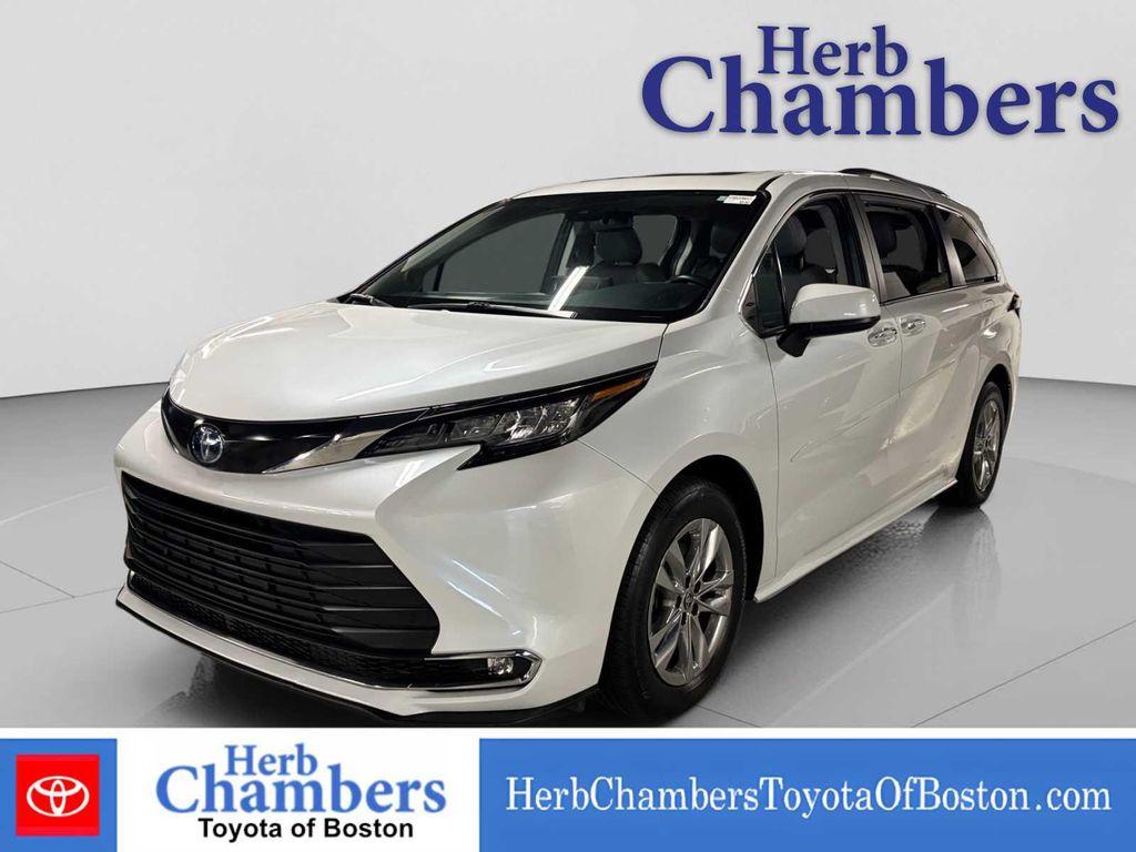 used 2022 Toyota Sienna car, priced at $38,350