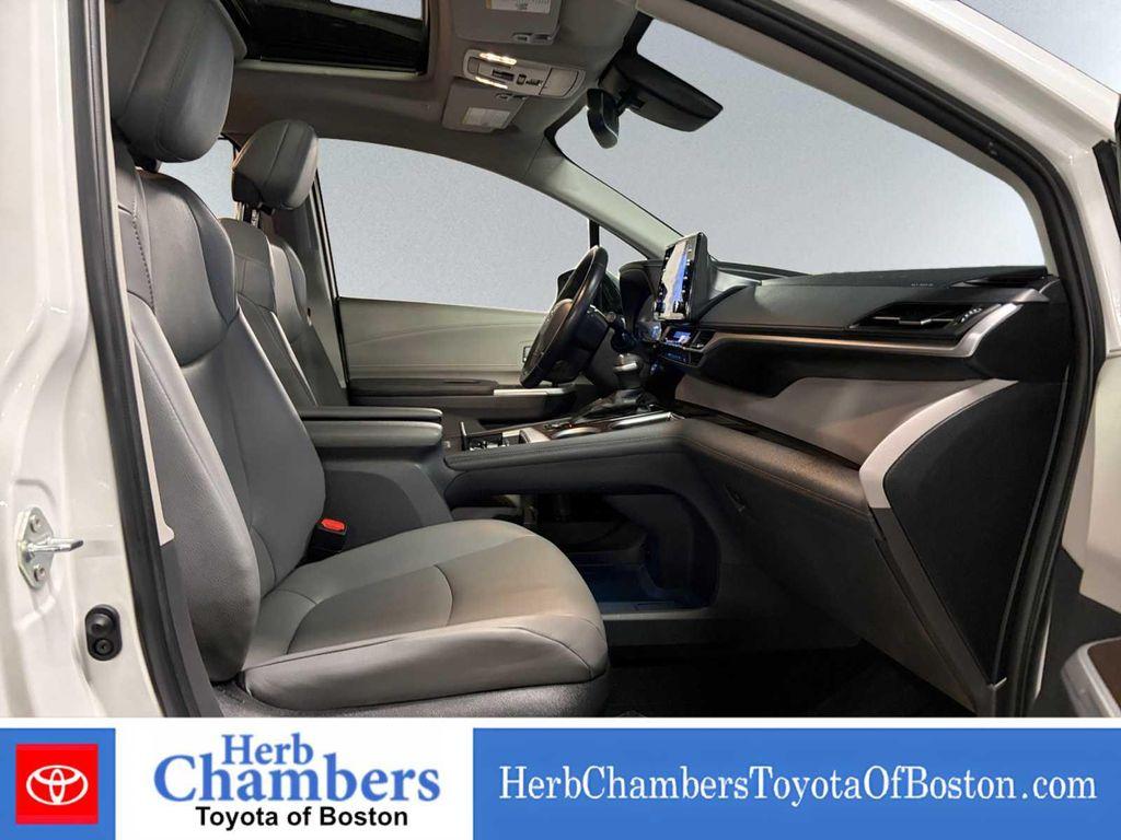 used 2022 Toyota Sienna car, priced at $38,350