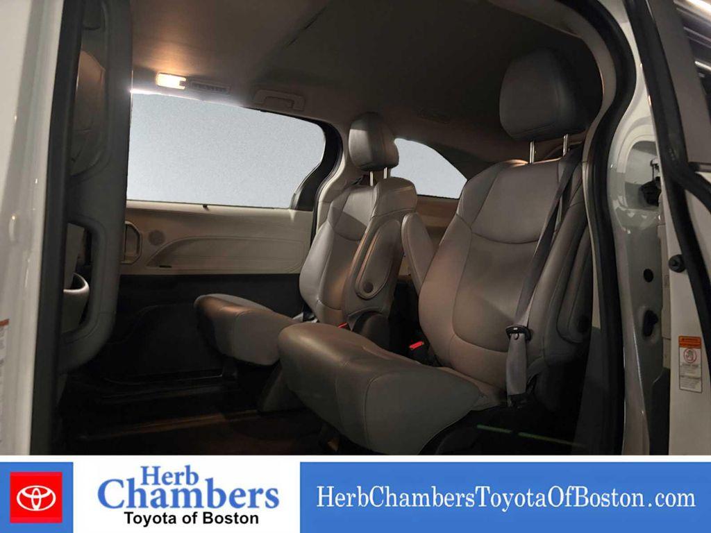 used 2022 Toyota Sienna car, priced at $38,350