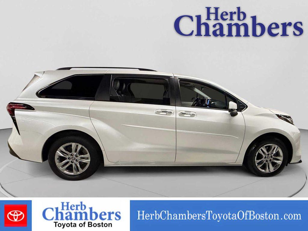 used 2022 Toyota Sienna car, priced at $38,350