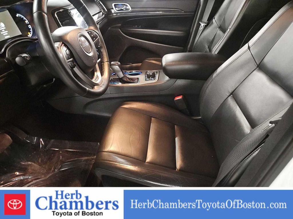 used 2019 Jeep Grand Cherokee car, priced at $19,397