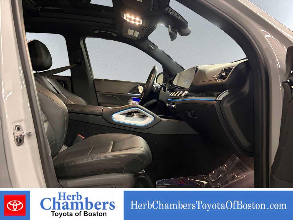 used 2024 Mercedes-Benz GLE 450 car, priced at $60,895