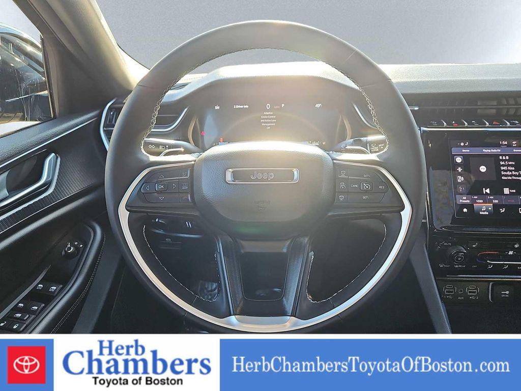 used 2025 Jeep Grand Cherokee car, priced at $36,497