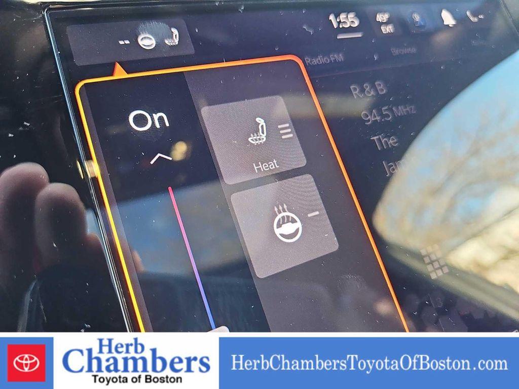 used 2025 Jeep Grand Cherokee car, priced at $36,497