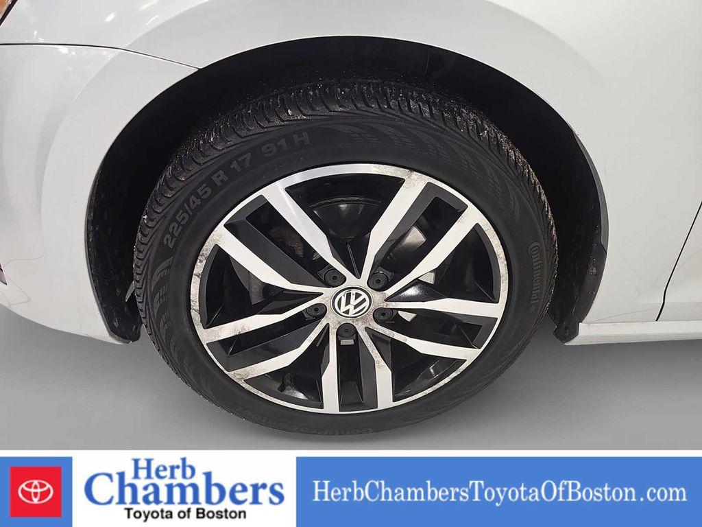 used 2016 Volkswagen Golf SportWagen car, priced at $12,494