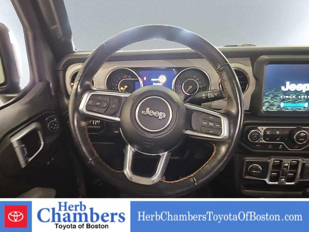 used 2022 Jeep Gladiator car, priced at $30,514