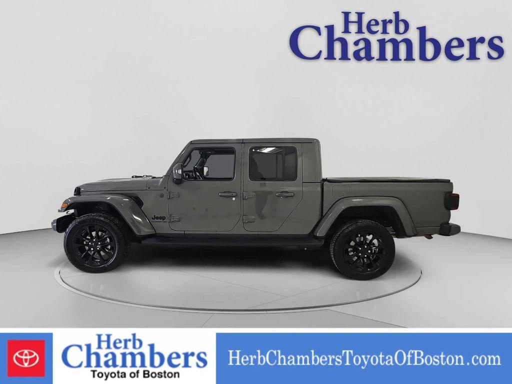 used 2022 Jeep Gladiator car, priced at $30,514