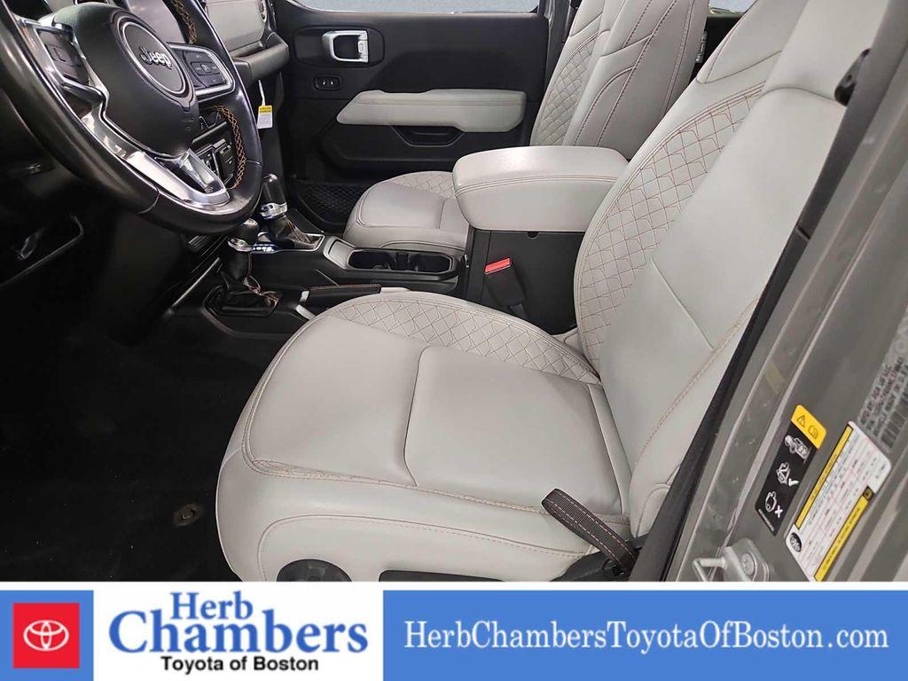 used 2022 Jeep Gladiator car, priced at $30,514