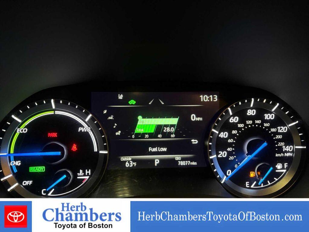 new 2021 Toyota Highlander Hybrid car
