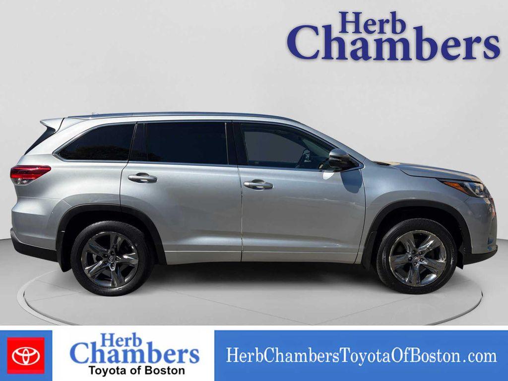 used 2018 Toyota Highlander car, priced at $27,639