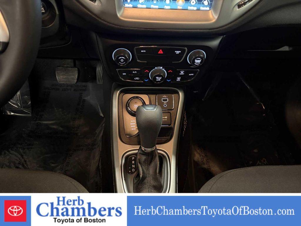 used 2020 Jeep Compass car, priced at $17,297