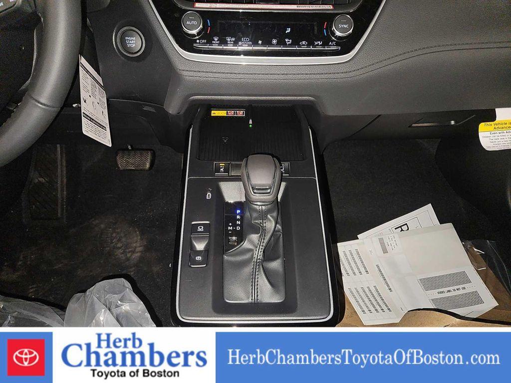 new 2026 Toyota Corolla Cross car, priced at $33,119