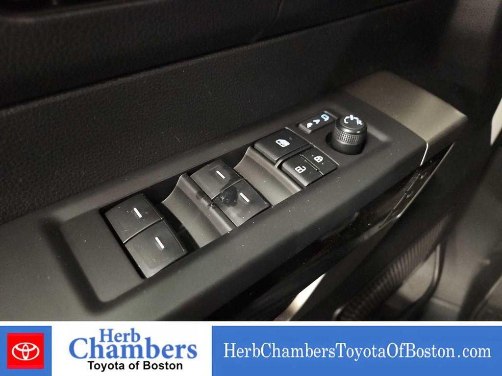 new 2025 Toyota Tundra Hybrid car, priced at $66,284