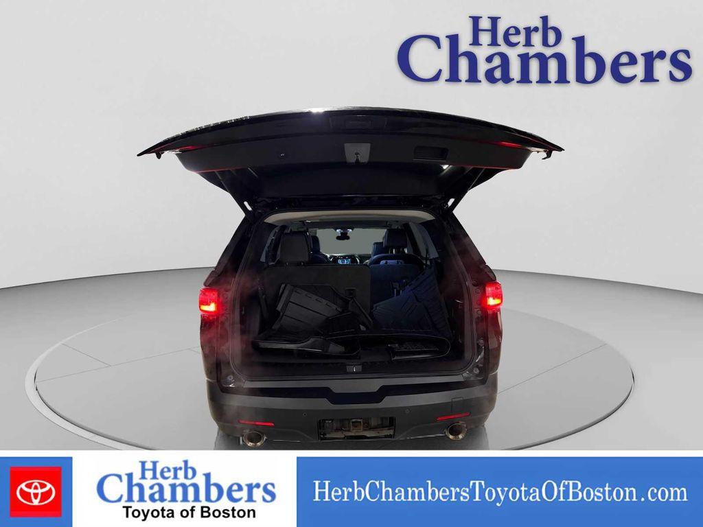 used 2019 Chevrolet Traverse car, priced at $21,840