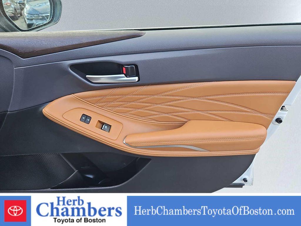 used 2019 Toyota Avalon car, priced at $28,097