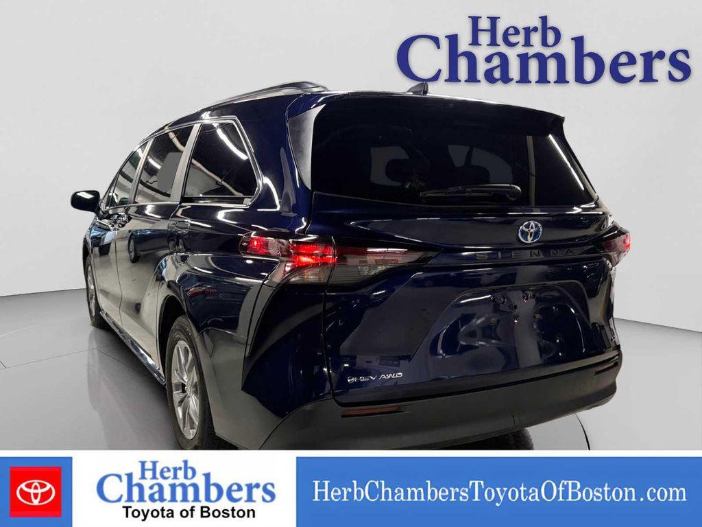 used 2025 Toyota Sienna car, priced at $43,299