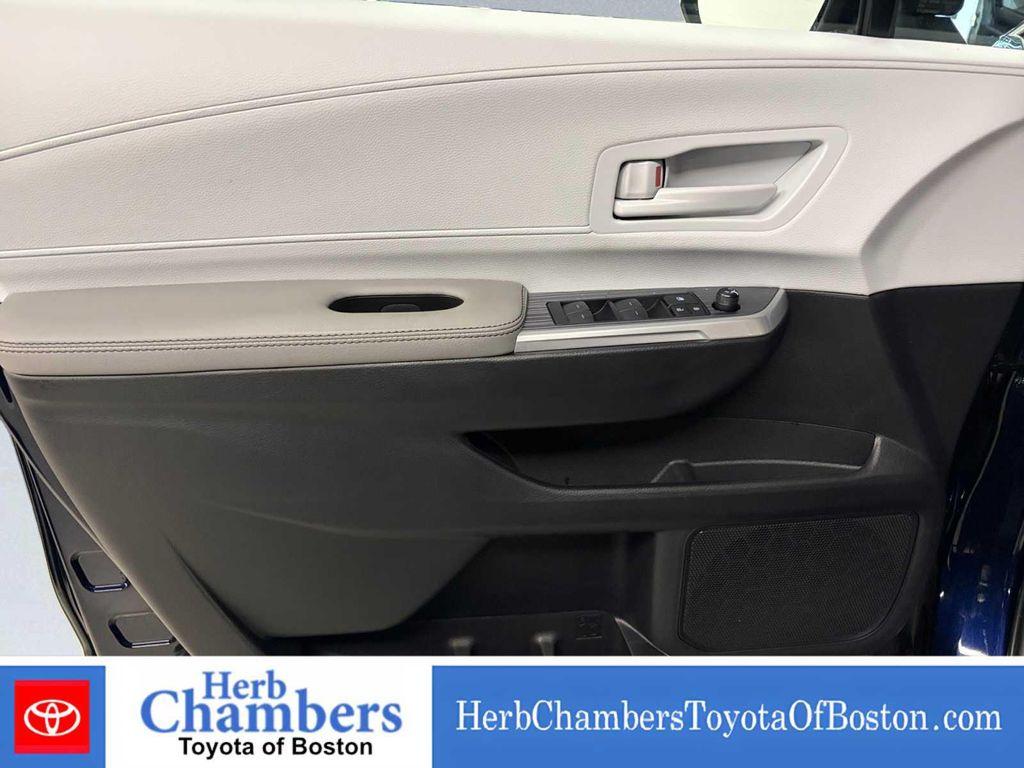 used 2025 Toyota Sienna car, priced at $43,299