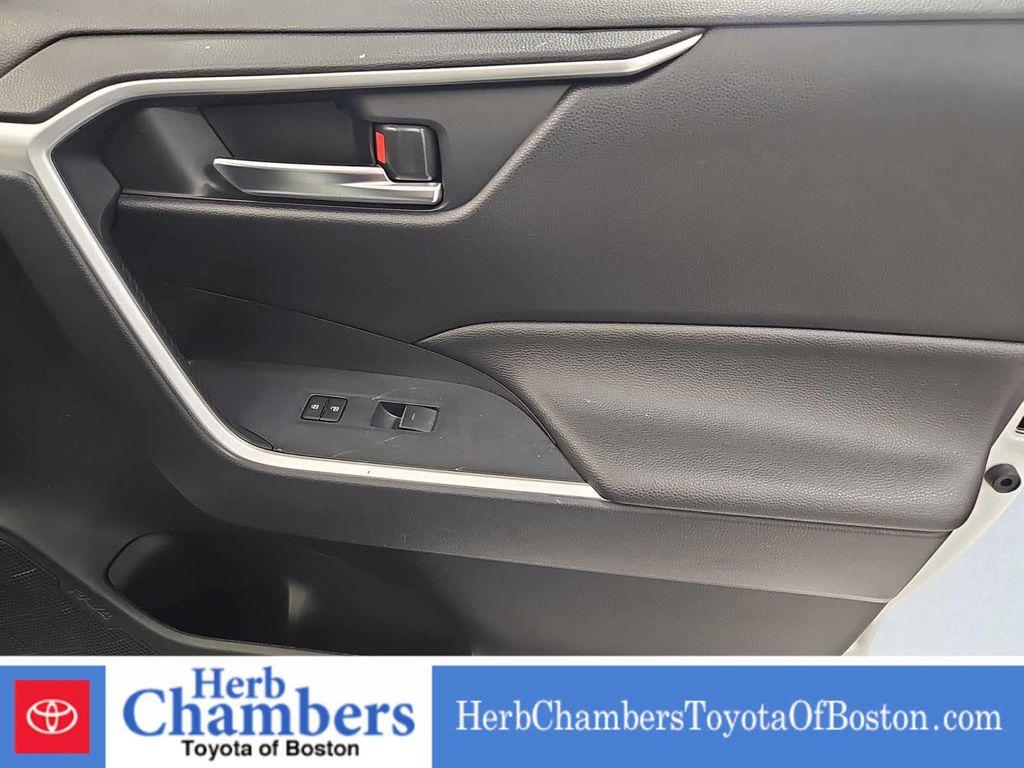 used 2025 Toyota RAV4 Hybrid car, priced at $38,997