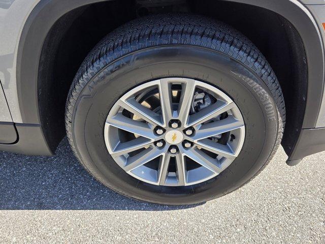 used 2023 Chevrolet Traverse car, priced at $24,684