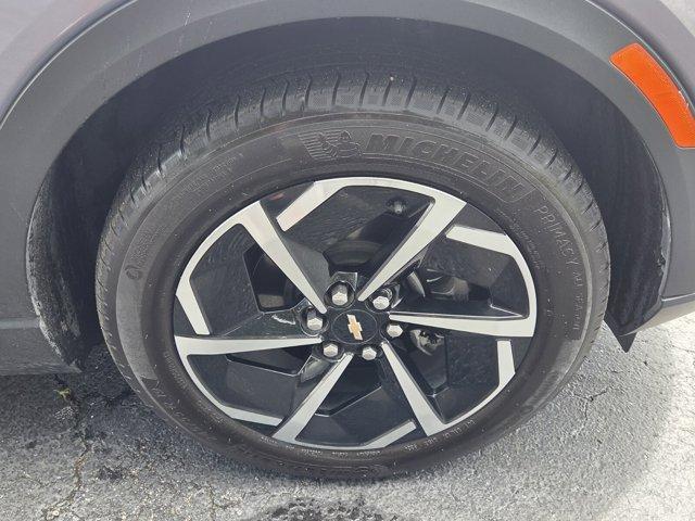 used 2025 Chevrolet Equinox EV car, priced at $20,184