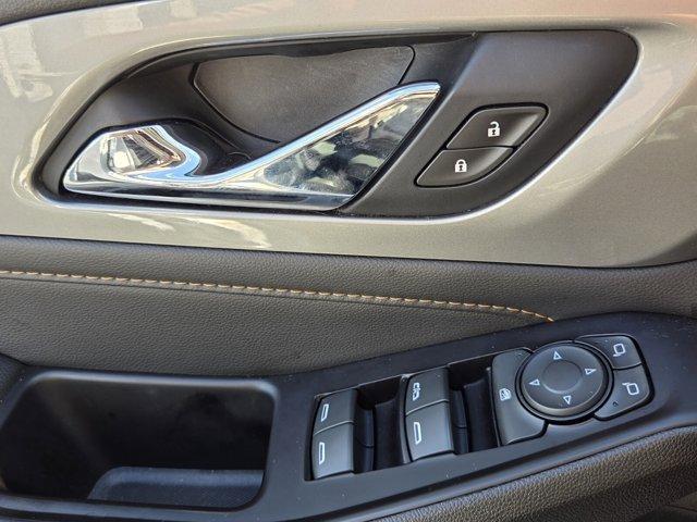 used 2020 Chevrolet Traverse car, priced at $21,184