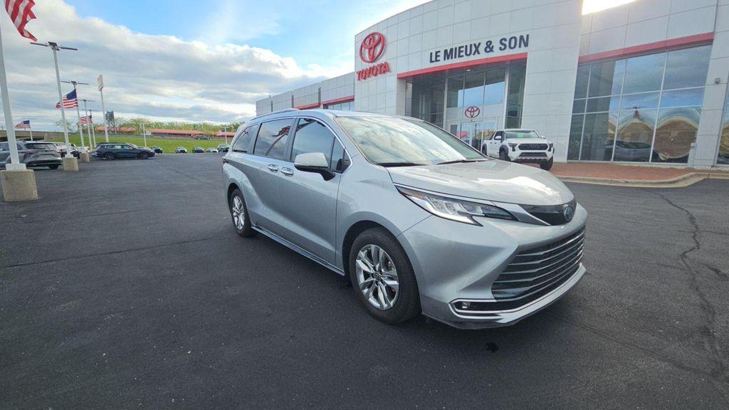 used 2023 Toyota Sienna car, priced at $54,990