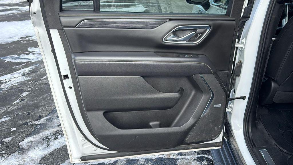 used 2023 GMC Yukon XL car, priced at $46,990