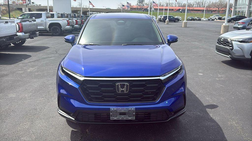 used 2025 Honda CR-V car, priced at $30,990