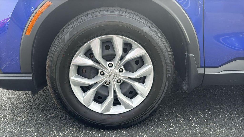 used 2025 Honda CR-V car, priced at $30,990