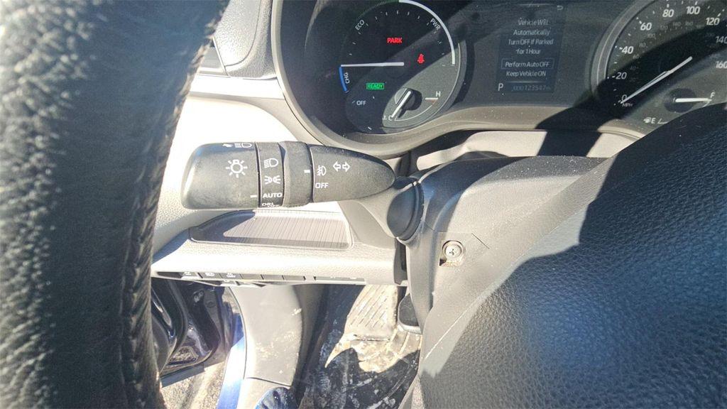 used 2024 Toyota Sienna car, priced at $34,990