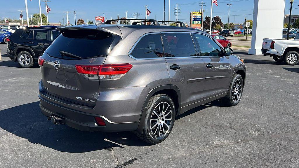 2018 Predawn Gray Mica Toyota Highlander