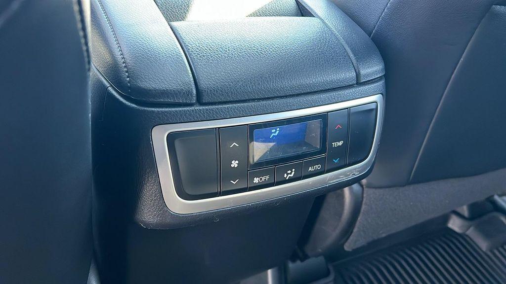 2018 Predawn Gray Mica Toyota Highlander