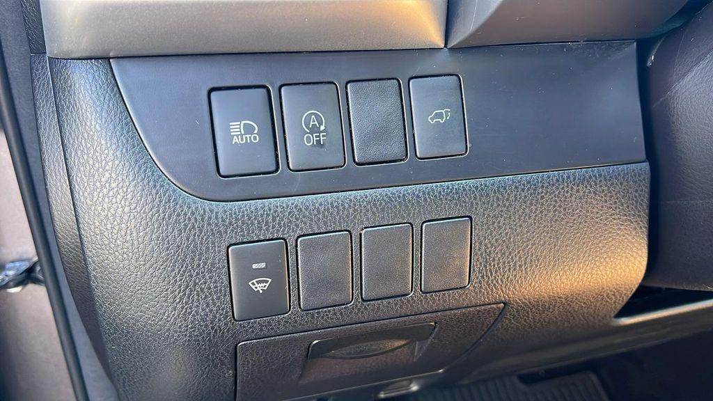 2018 Predawn Gray Mica Toyota Highlander