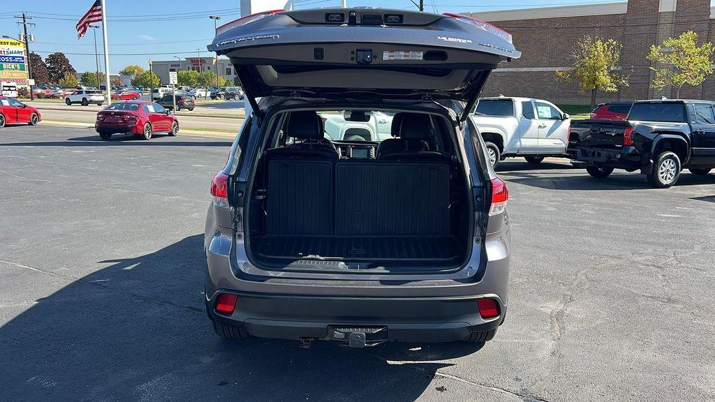 2018 Predawn Gray Mica Toyota Highlander